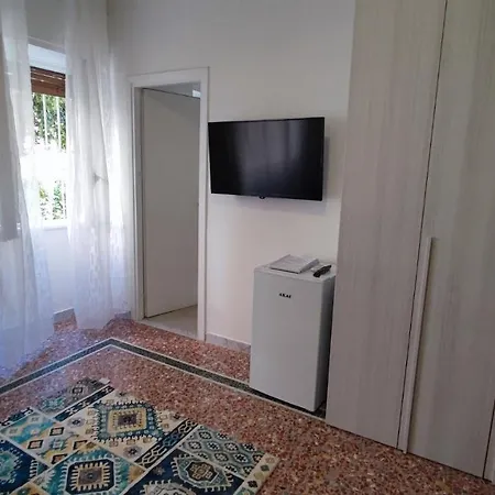 Vatican Garden 4* 로마