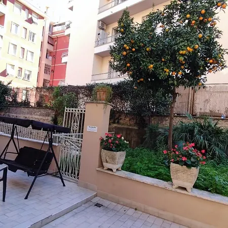 Vatican Garden 4* 로마